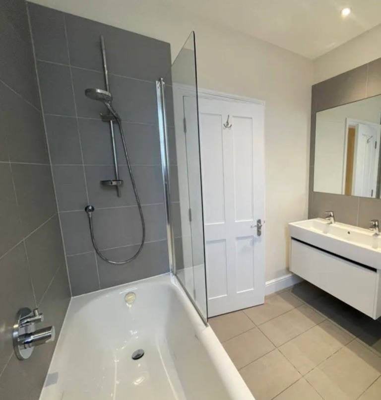 Flat St Ives Mount in Leeds