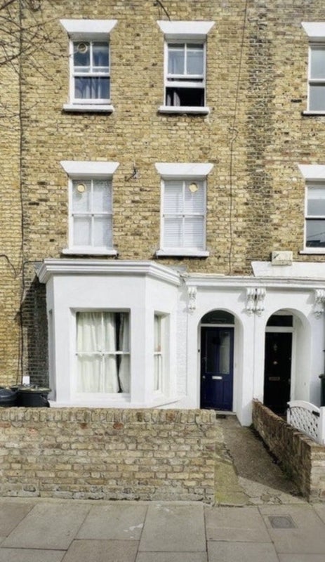 Room Simpson Street in Greater London