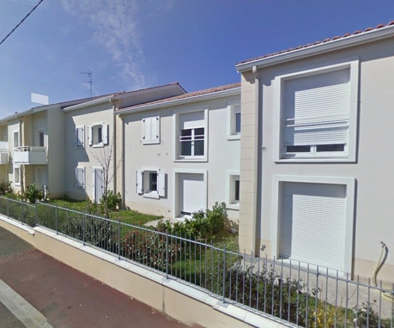 Flat Rue Simone Buisson in Saint-André-de-Cubzac
