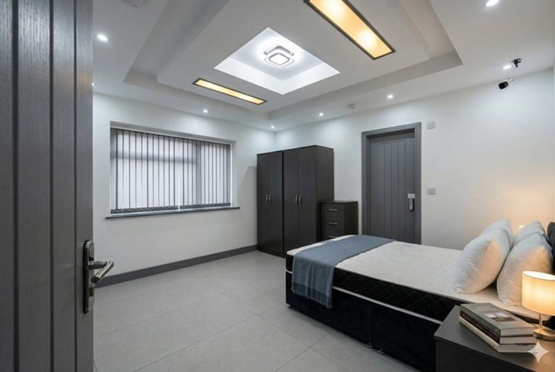 Room Clive Street in Stoke-on-Trent
