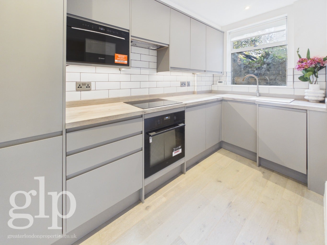 Flat Connaught Street in City of Westminster