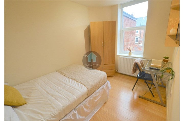 Flat Tosson Terrace in Newcastle upon Tyne