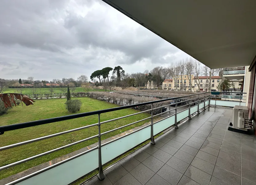 Flat Avenue du Maréchal Joffre in Perpignan