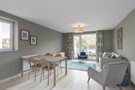 Flat Saintfield Road in Carryduff