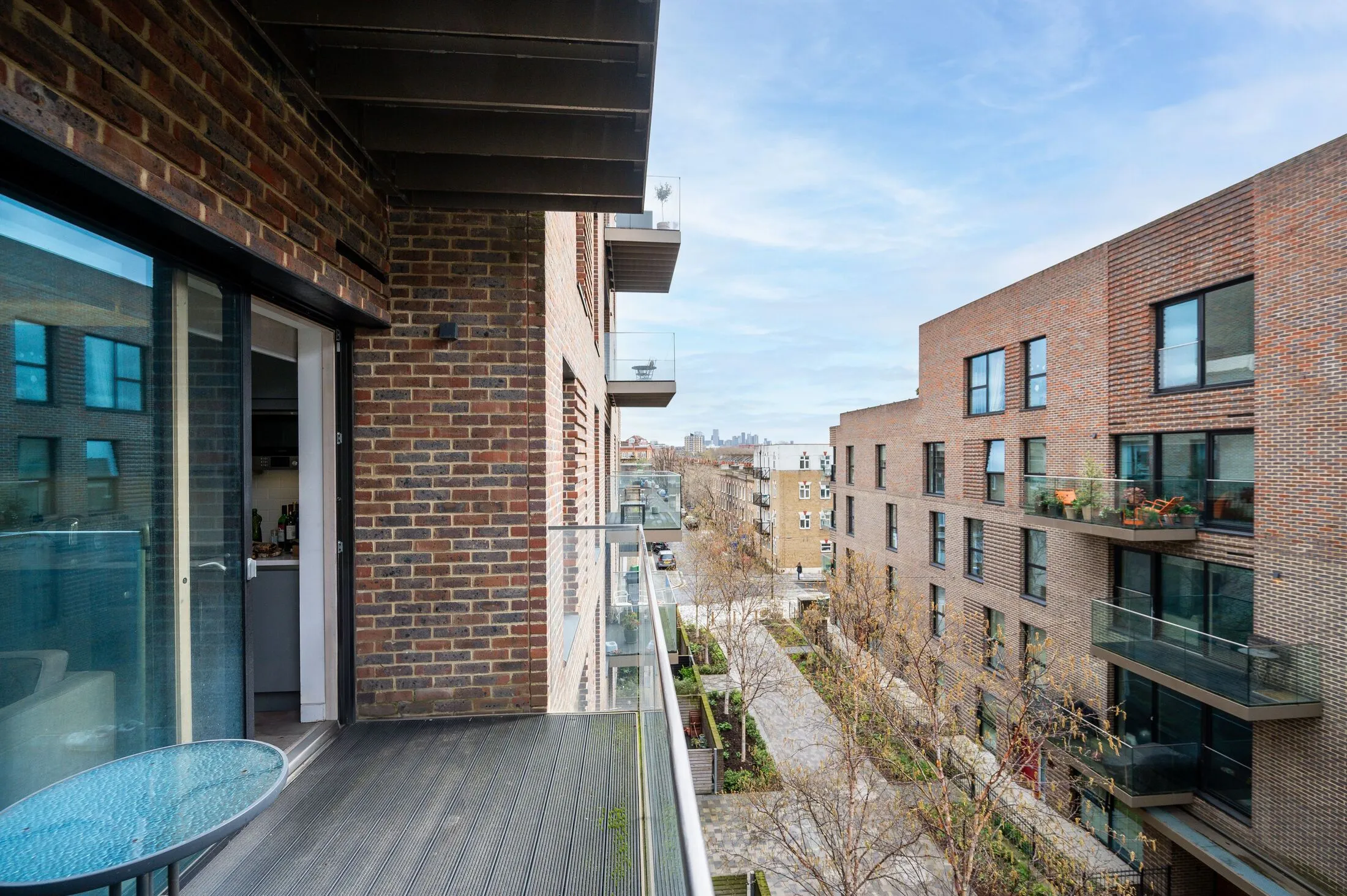 Flat Victory Place in Greater London