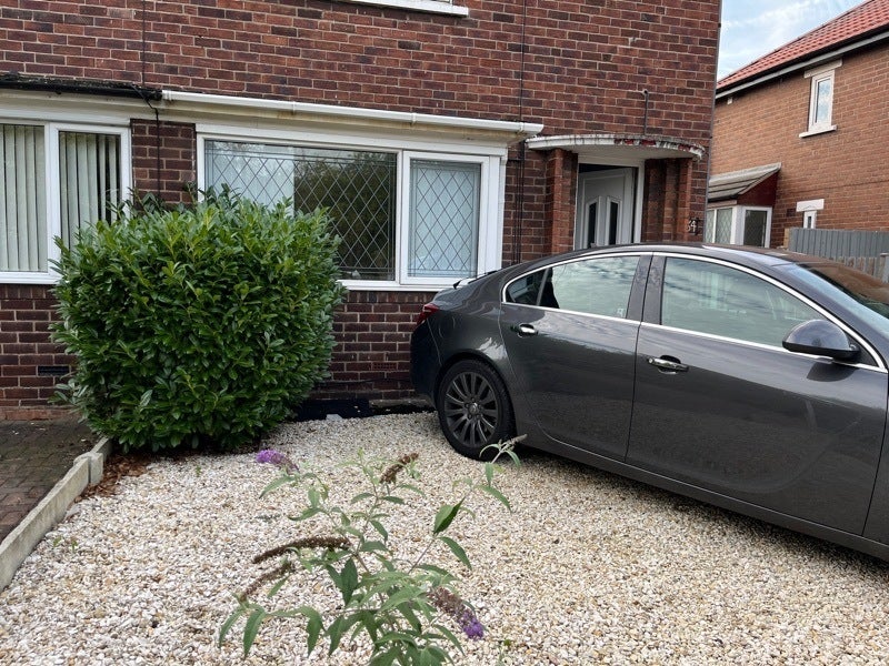 House Chamberlain Avenue in Doncaster
