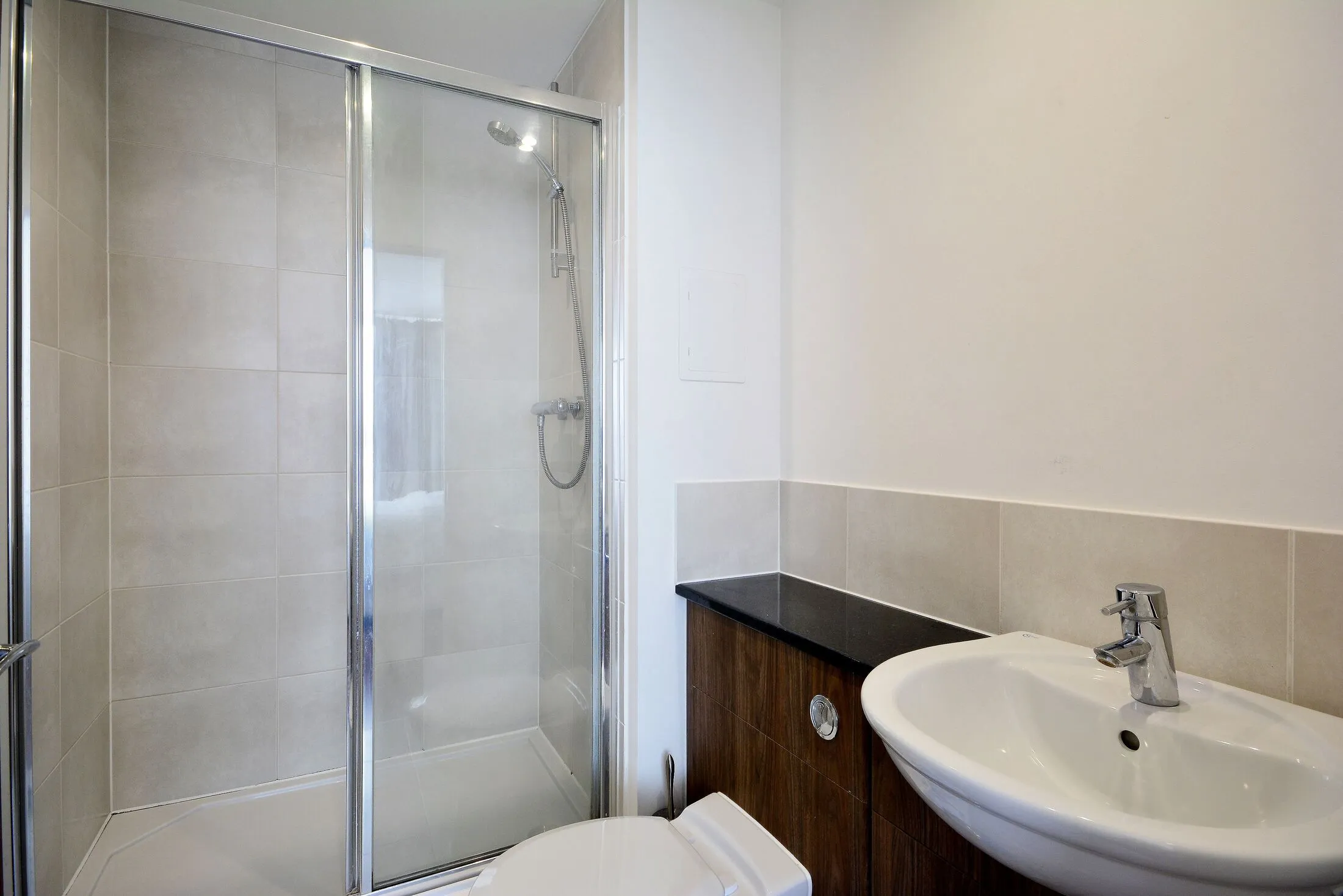Flat Great West Road in Greater London