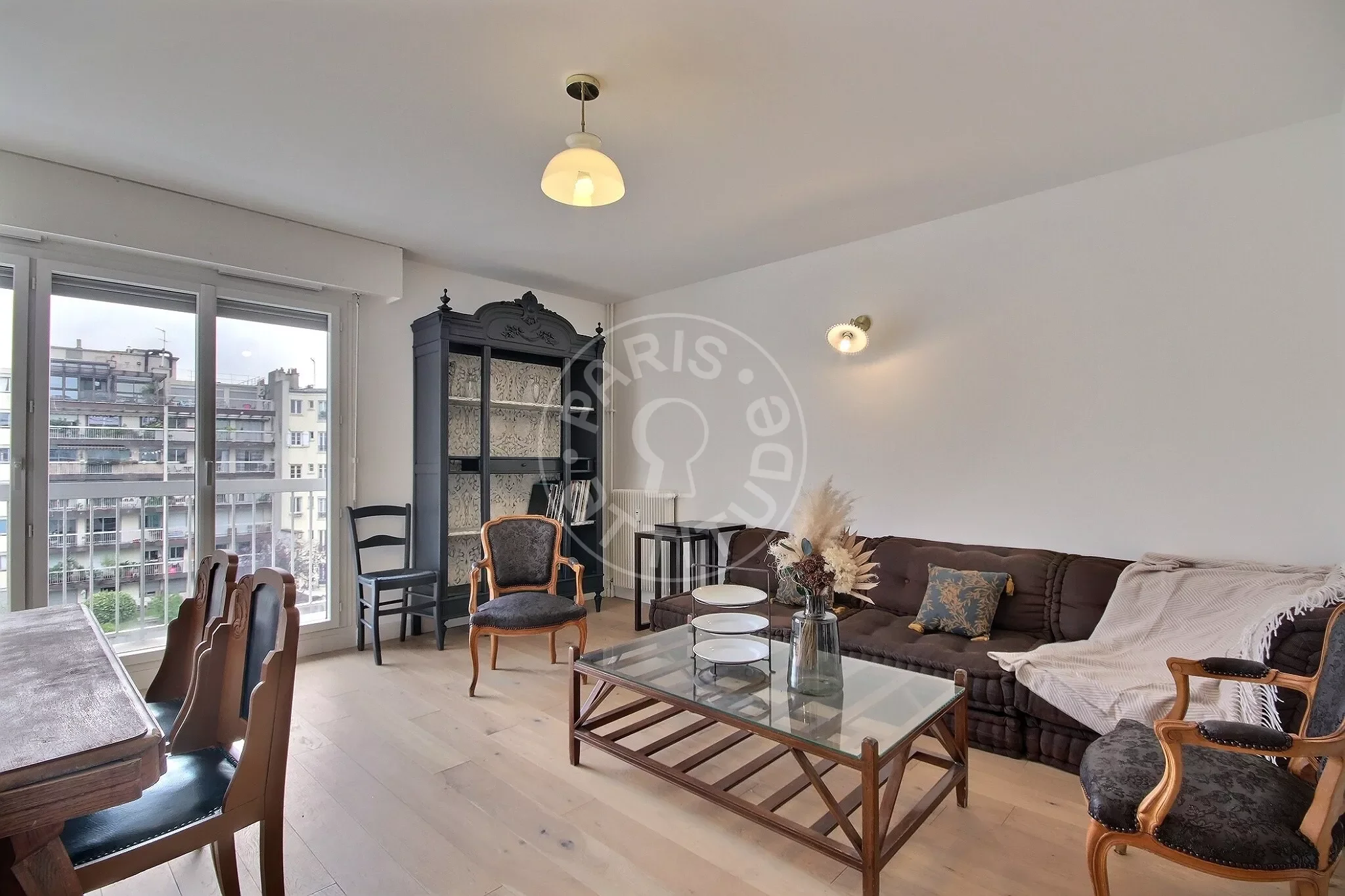 Flat Rue Guillaume Bertrand in Paris