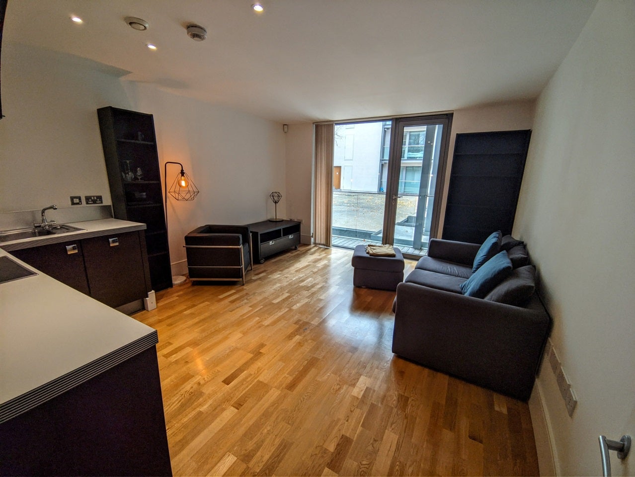 Flat Gillespie Road in Greater London