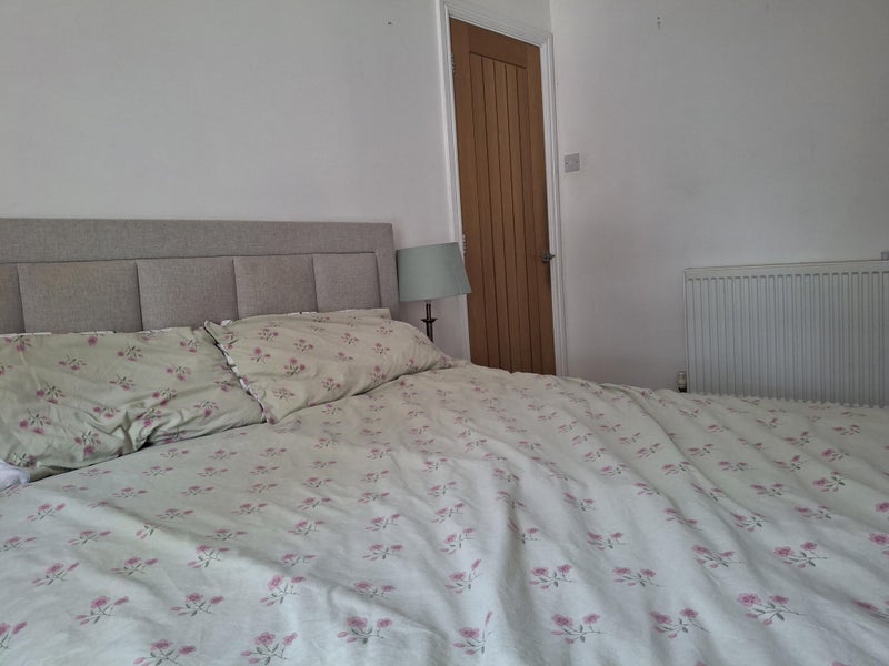Room Ringwood Road in Highcliffe-on-Sea