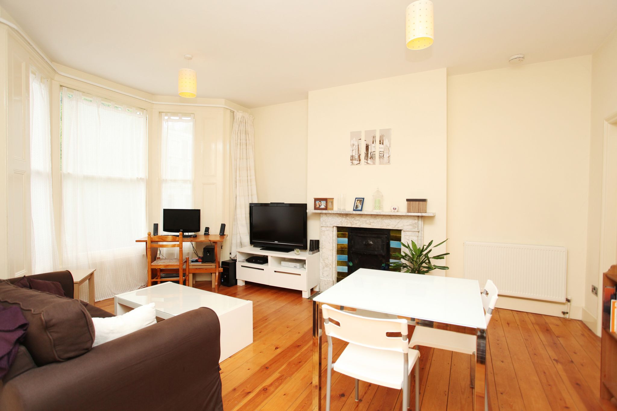Flat Ravenscourt Road in Greater London