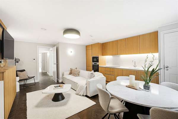 Flat Great Cumberland Place in City of Westminster