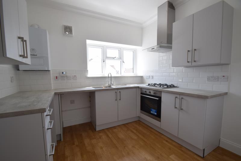 Flat Belton Way West in Southend-on-Sea