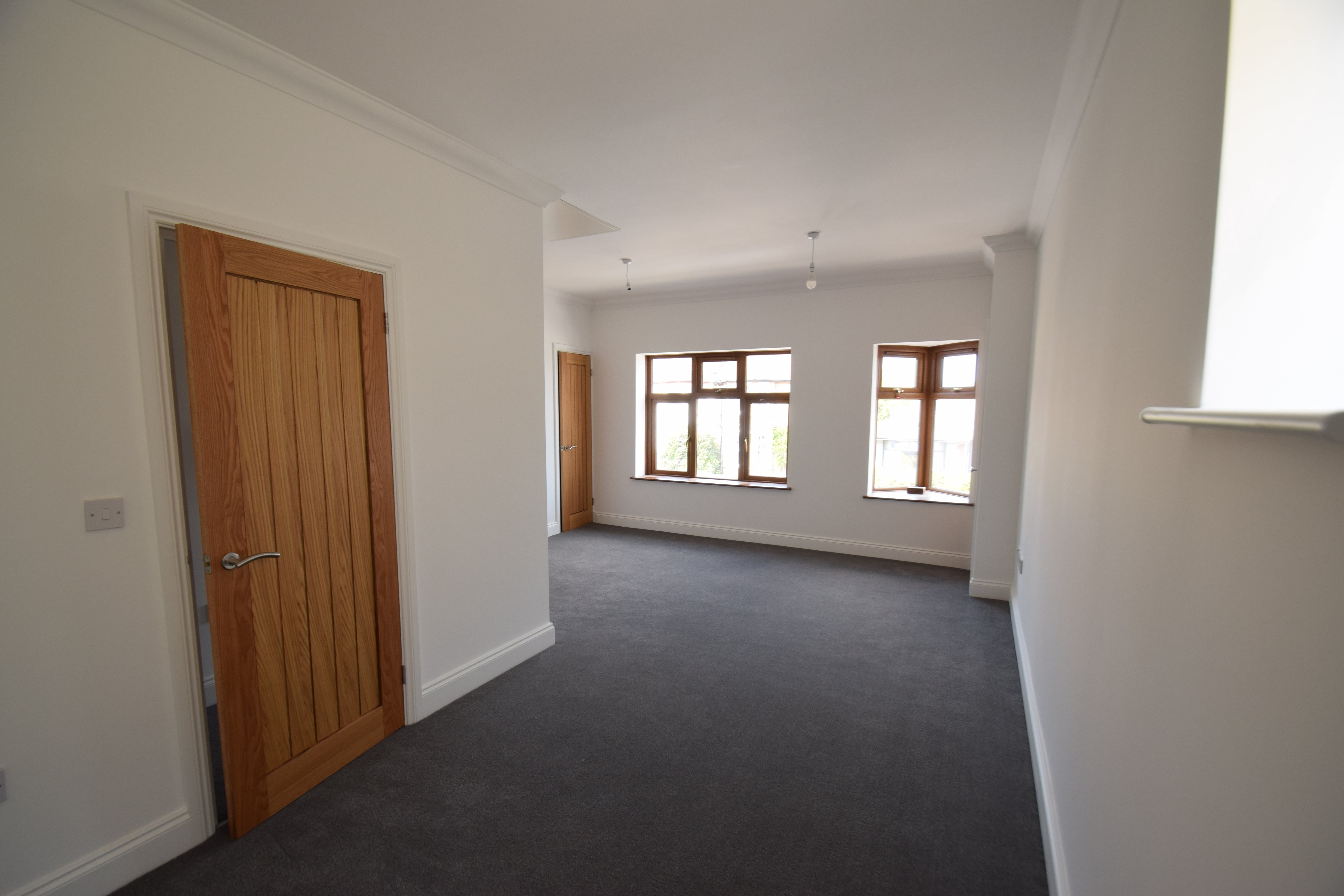 Flat Belton Way West in Southend-on-Sea