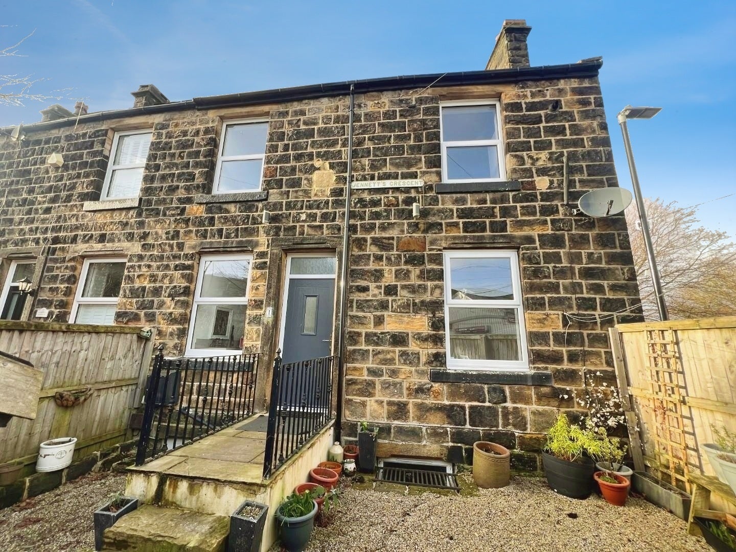 House Granville Mount in Leeds