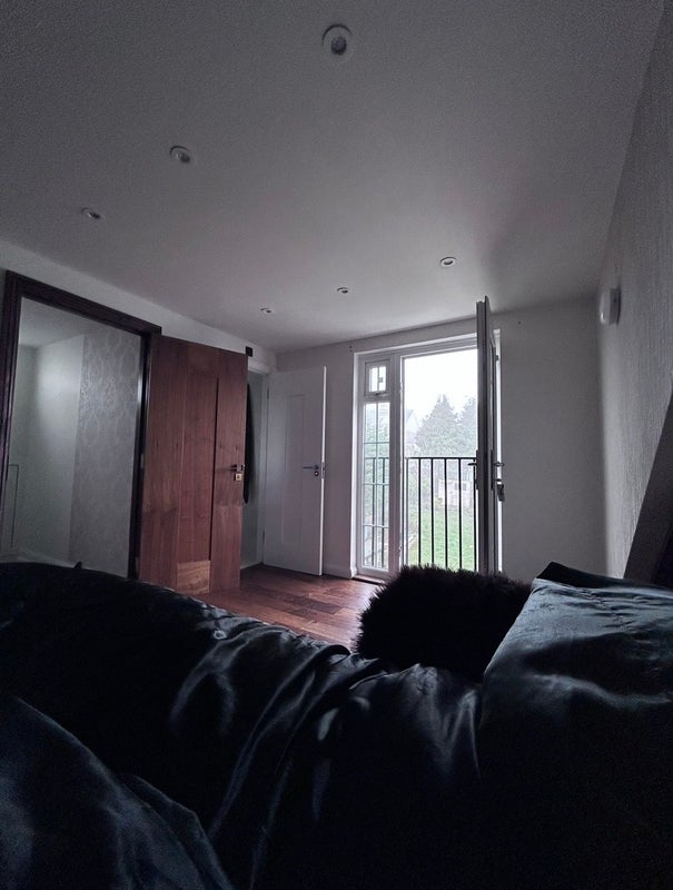 Room Rochester Drive in Greater London