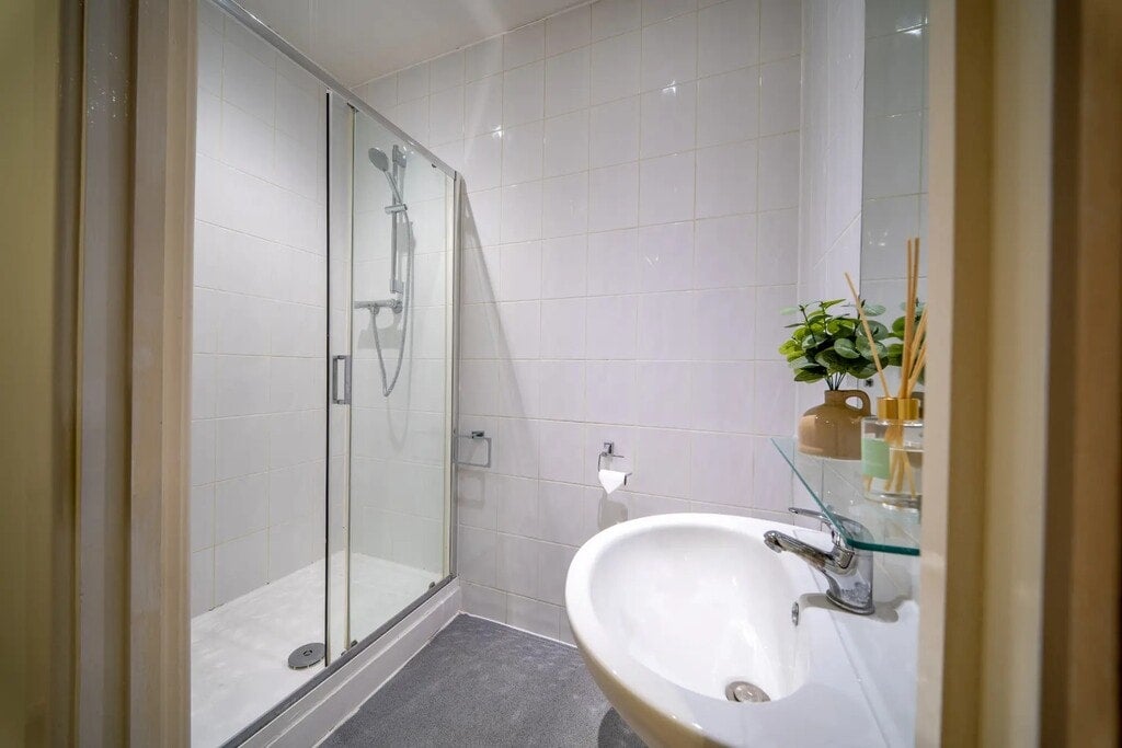 Flat The Grove in Greater London