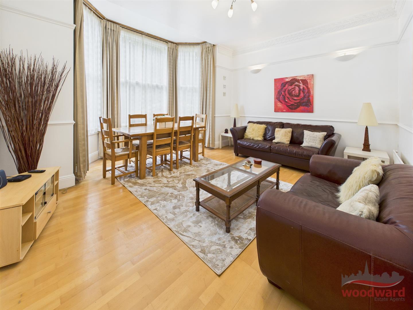 Flat Brickfields in Greater London