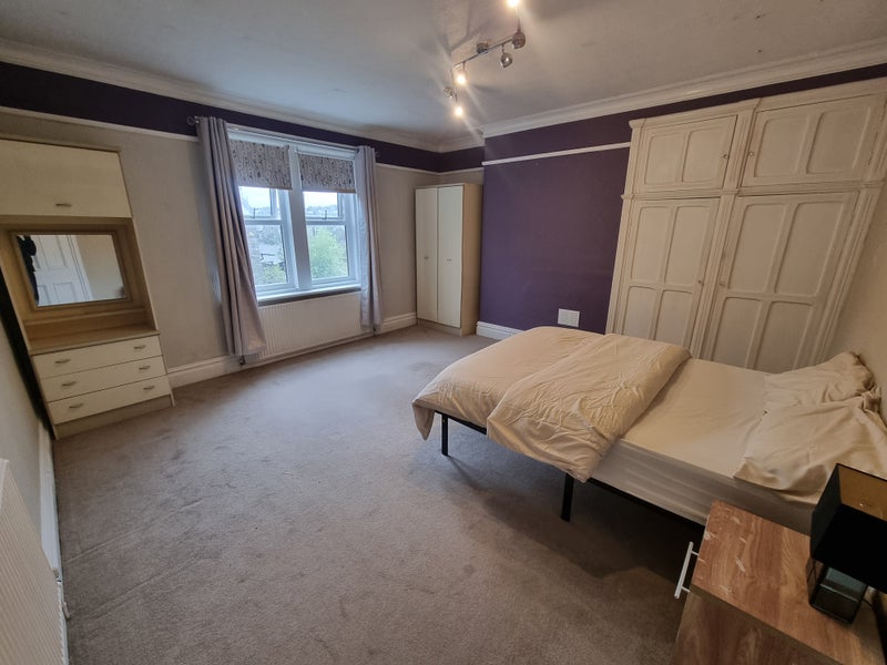 Room Smalley Street in Burnley