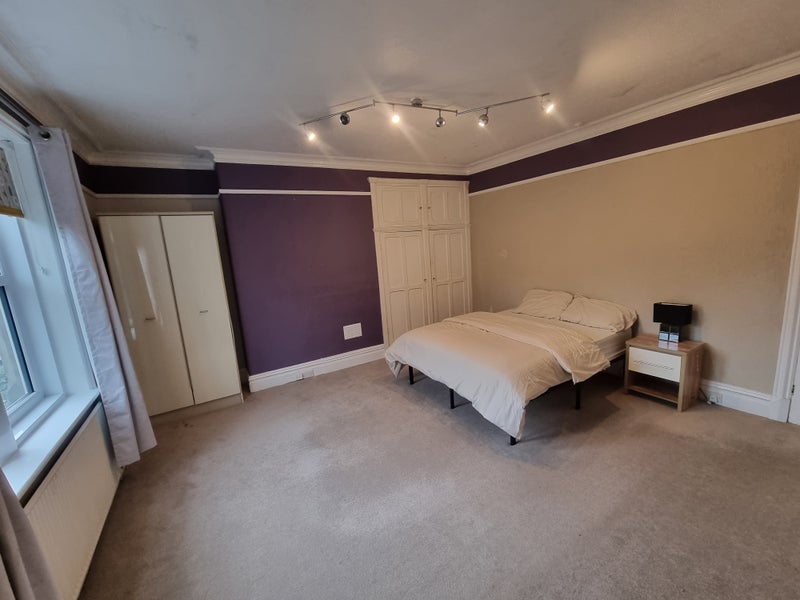 Room Smalley Street in Burnley