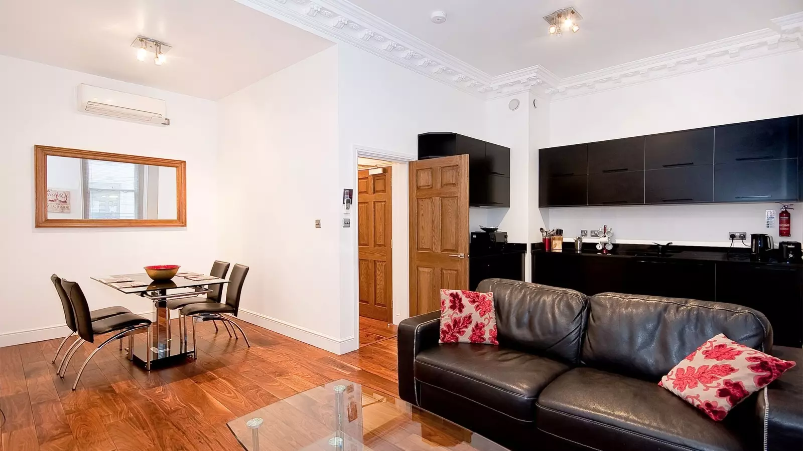 Flat Bishopsgate in City of London