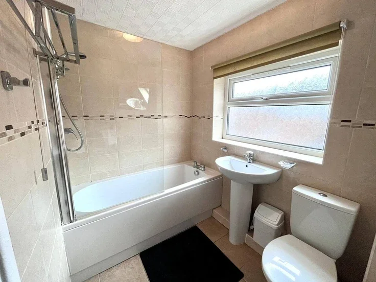 Flat Inskip Terrace in Gateshead