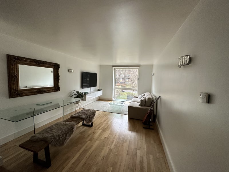Room Printers Road in Greater London