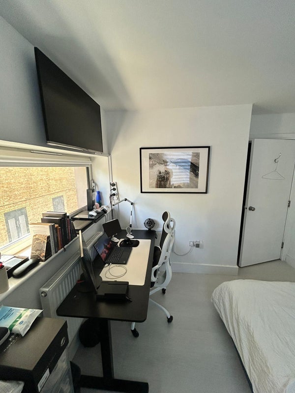Room Printers Road in Greater London