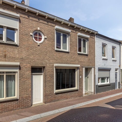 Huis Kleine Bagijnestraat 13 a in Hulst