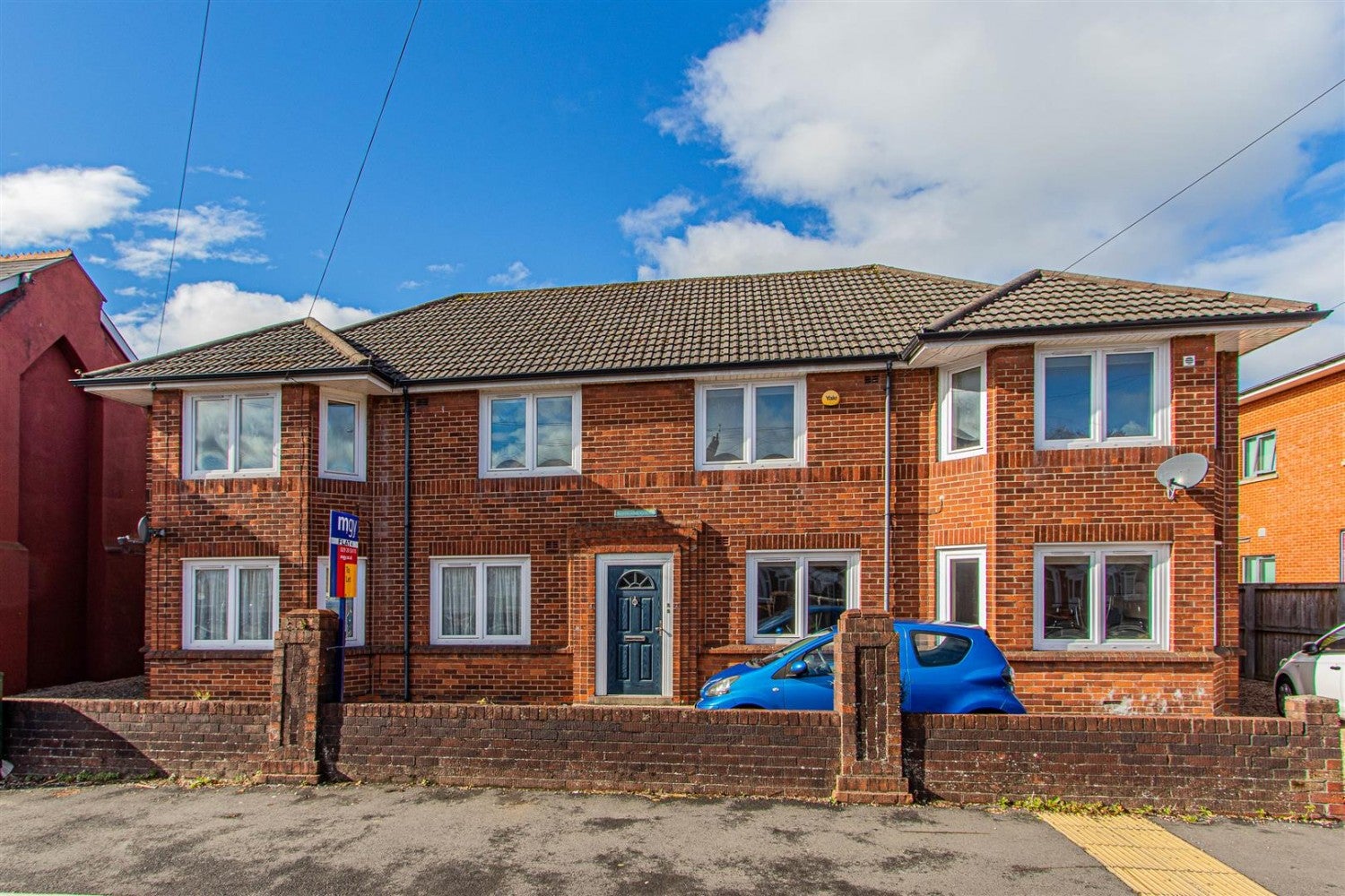Flat Phoenix Way in Cardiff