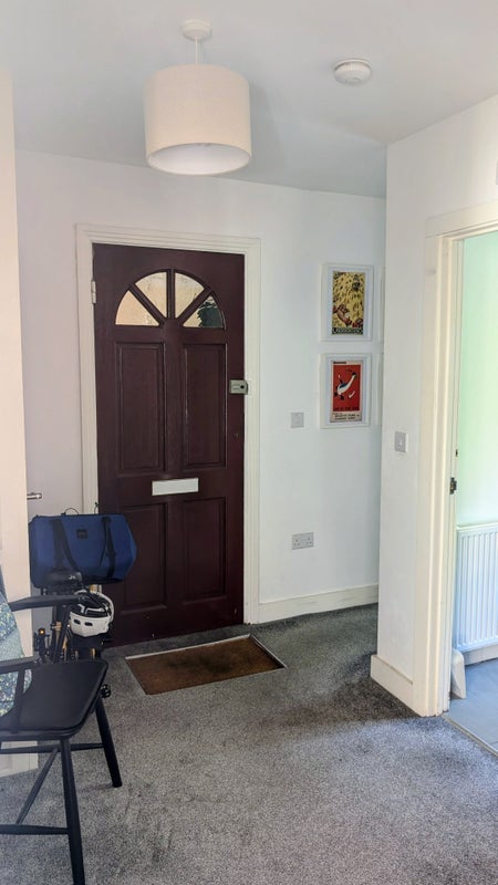 Room Grover Court in Greater London