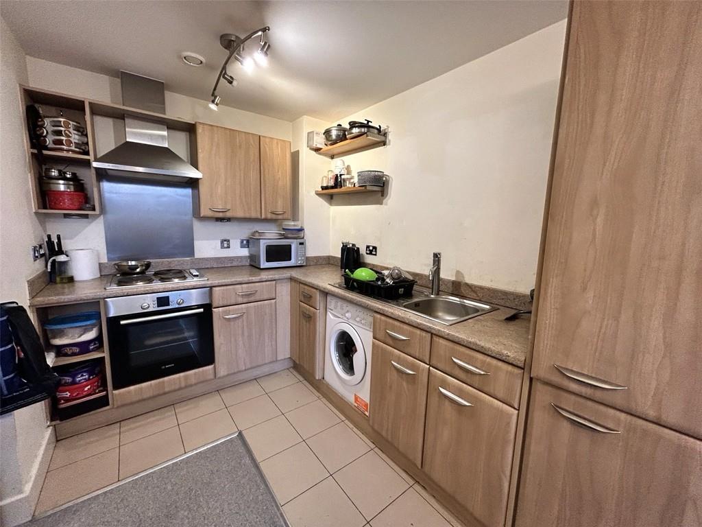 Flat Langley Walk in Birmingham