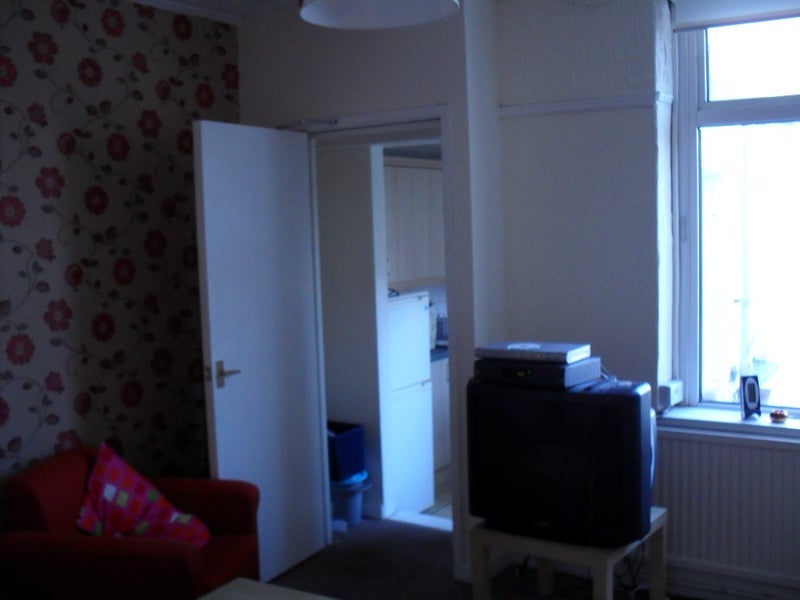 Room King Street in Pontypridd