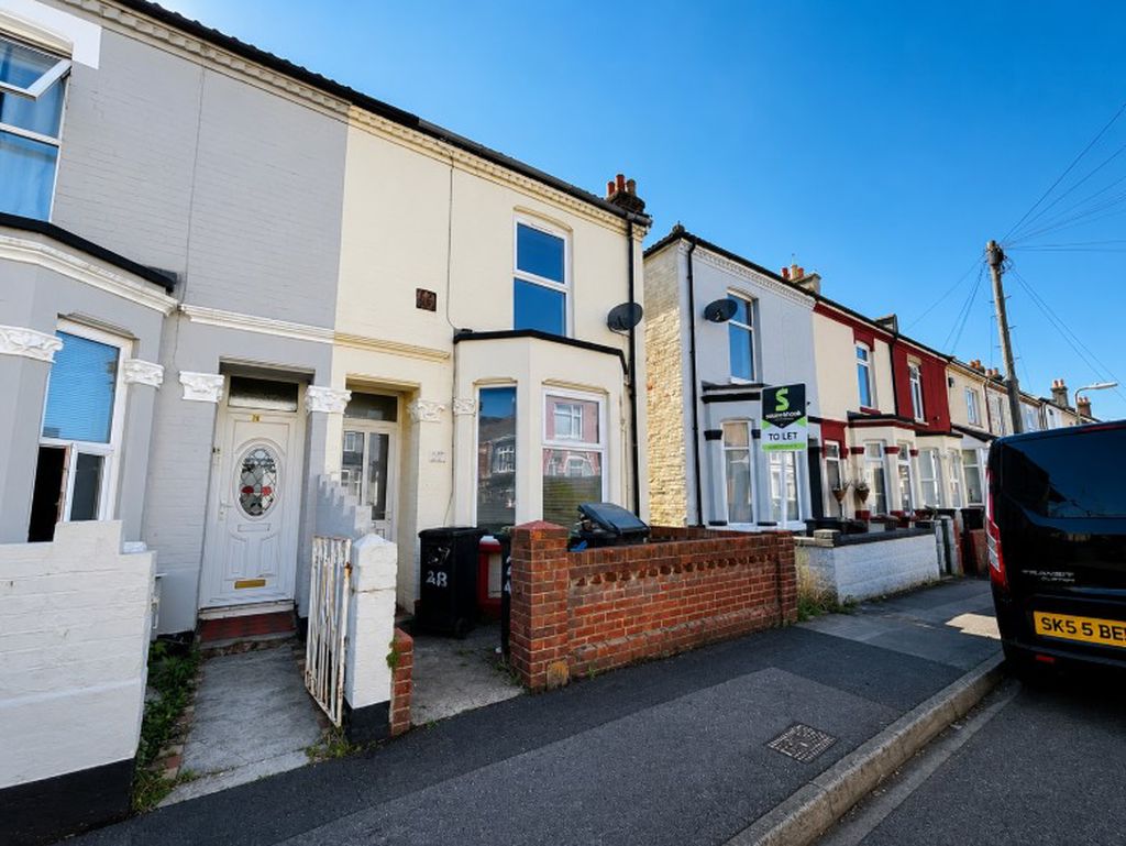 House Avenue Road in Gosport