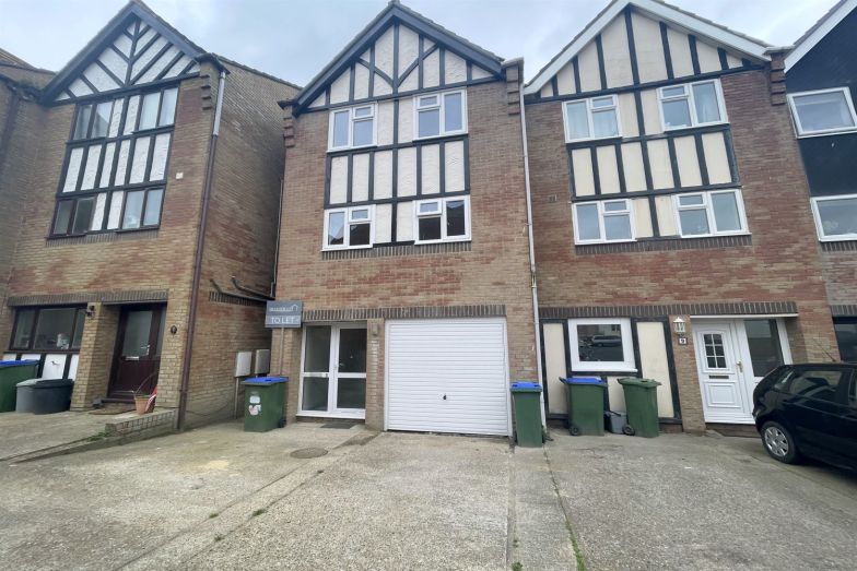 House Mallett Close in Seaford
