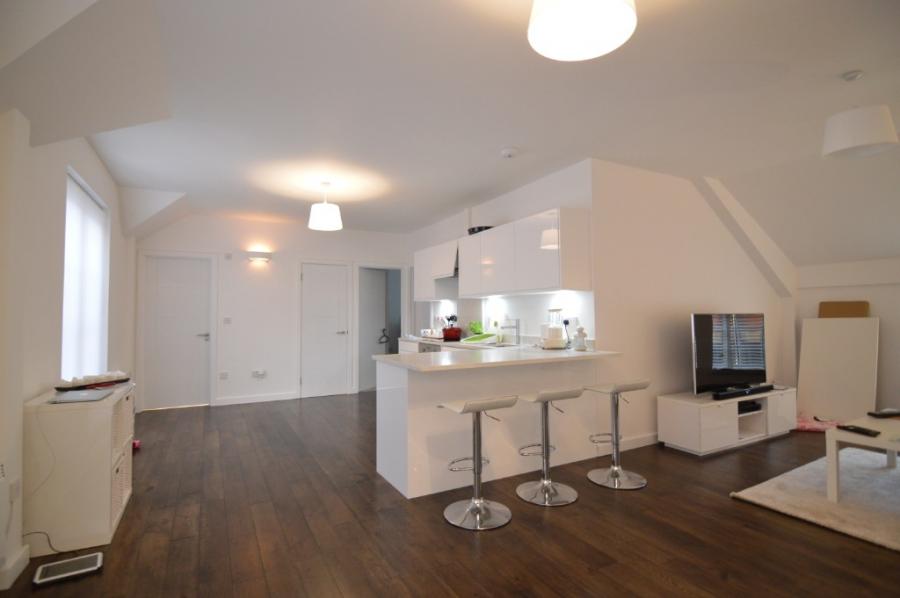Flat Peach Street in Wokingham