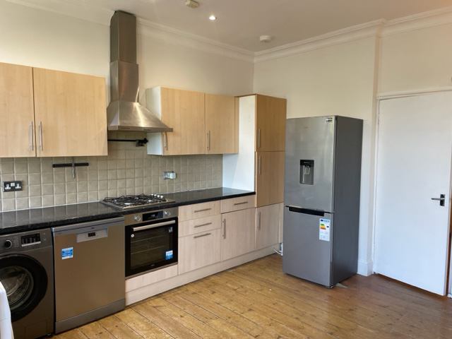 Flat Mansfield Road in Greater London