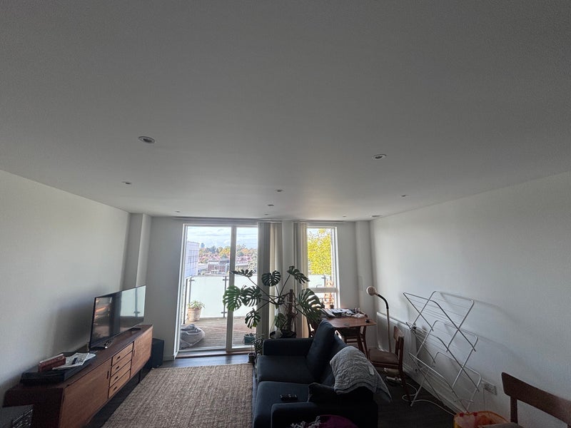 Room Bollo Lane in Greater London