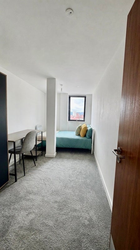 Flat West Street in Sheffield