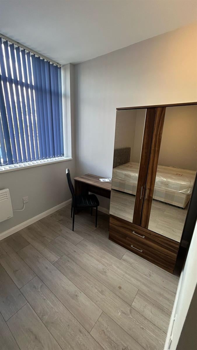 Room Sidgreave Street in St Helens