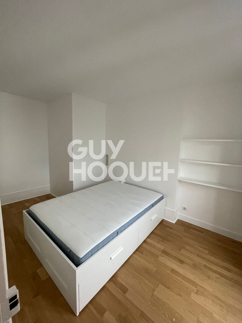 Flat Rue du Faubourg Saint-Antoine in Paris