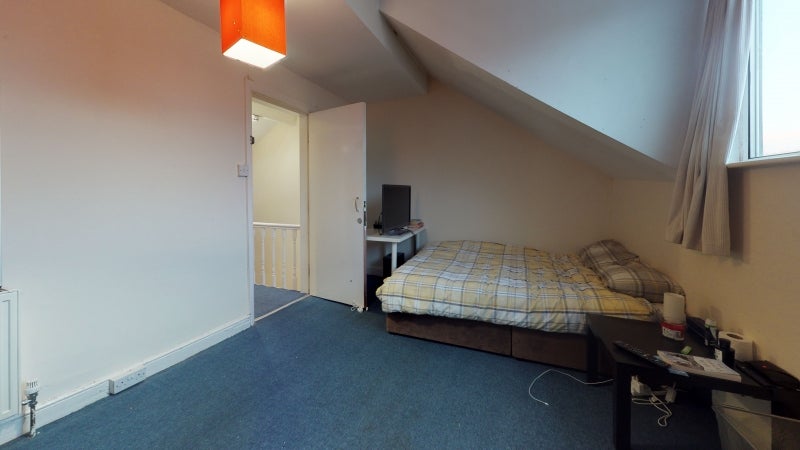 Room Brudenell Mount in Leeds