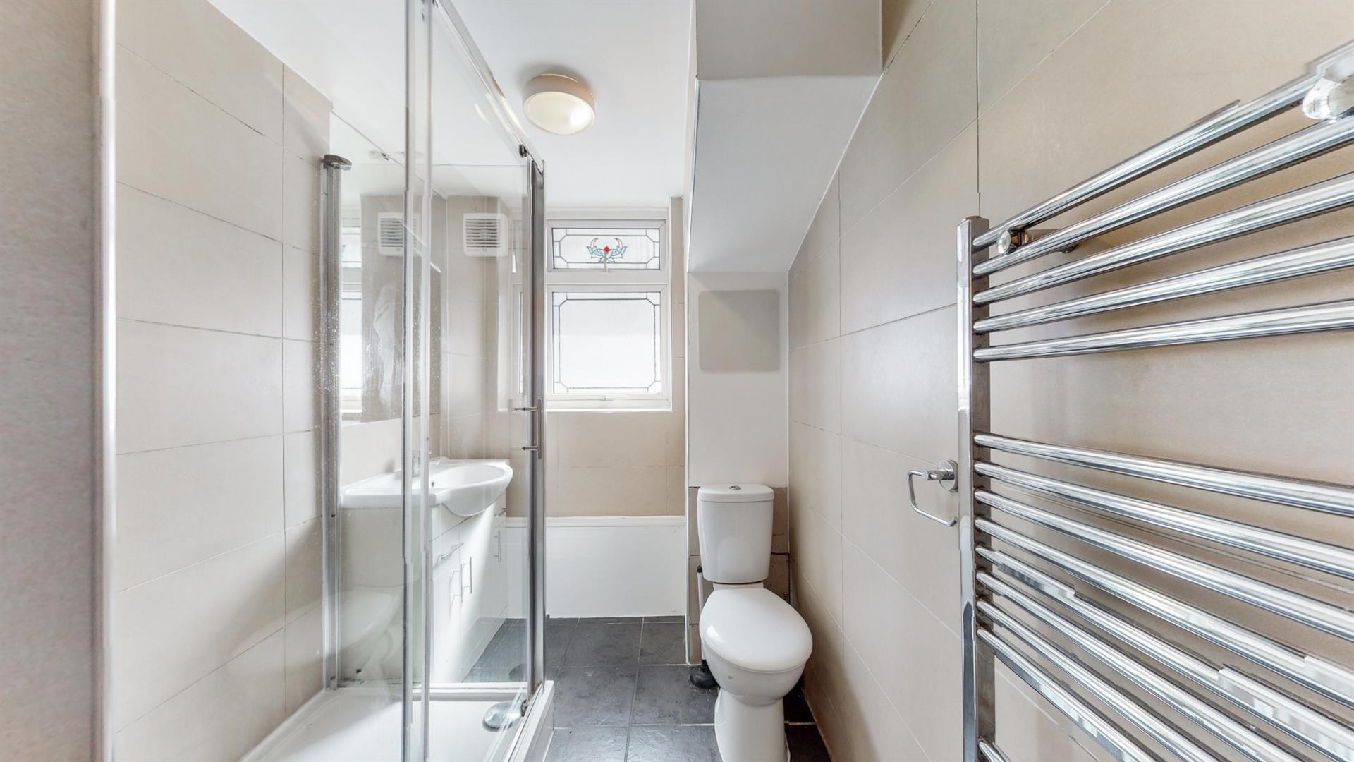 Flat Portia Way in Greater London