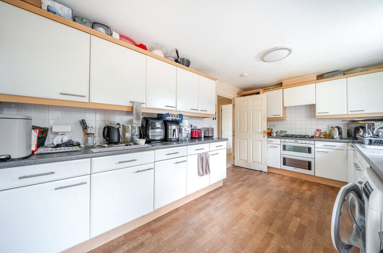 Room Little Horse Close in Earley