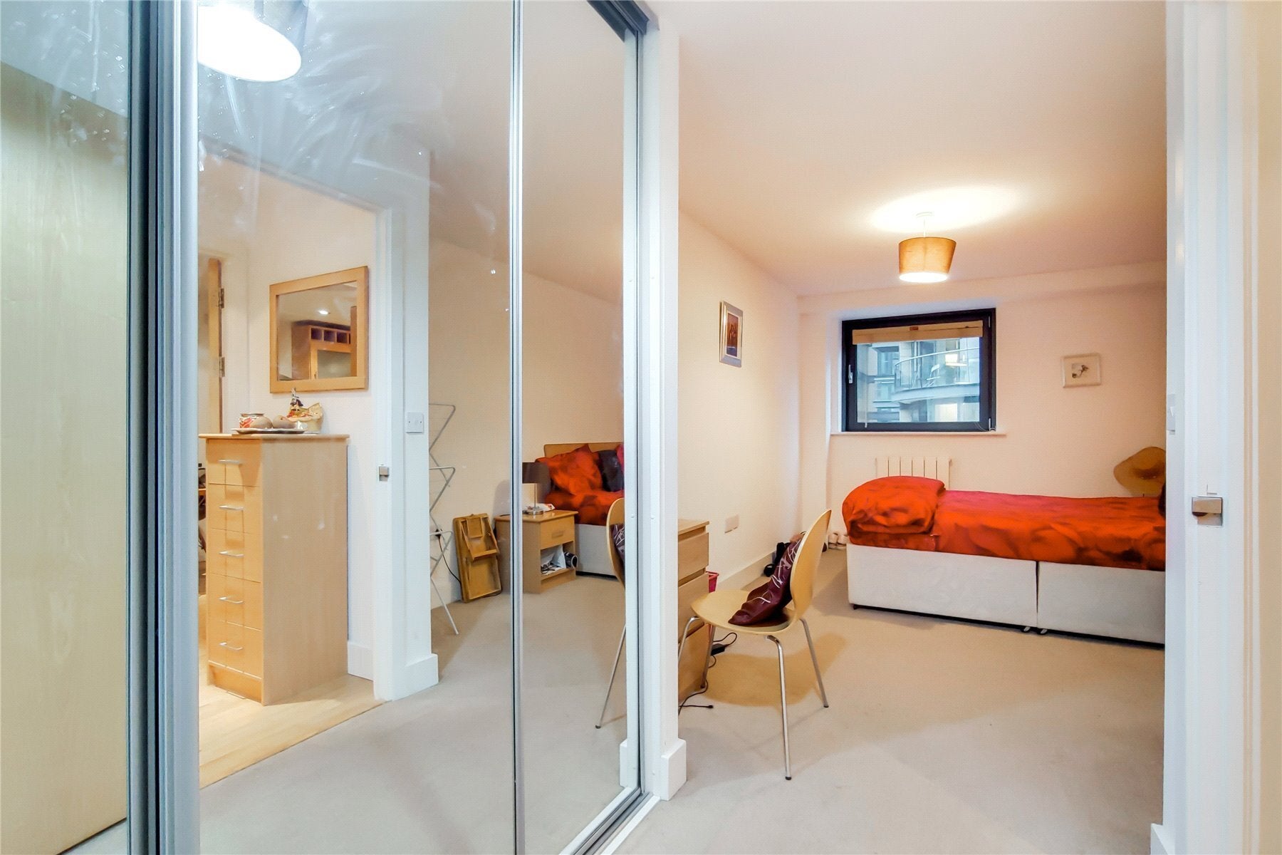 Flat Millharbour in Greater London