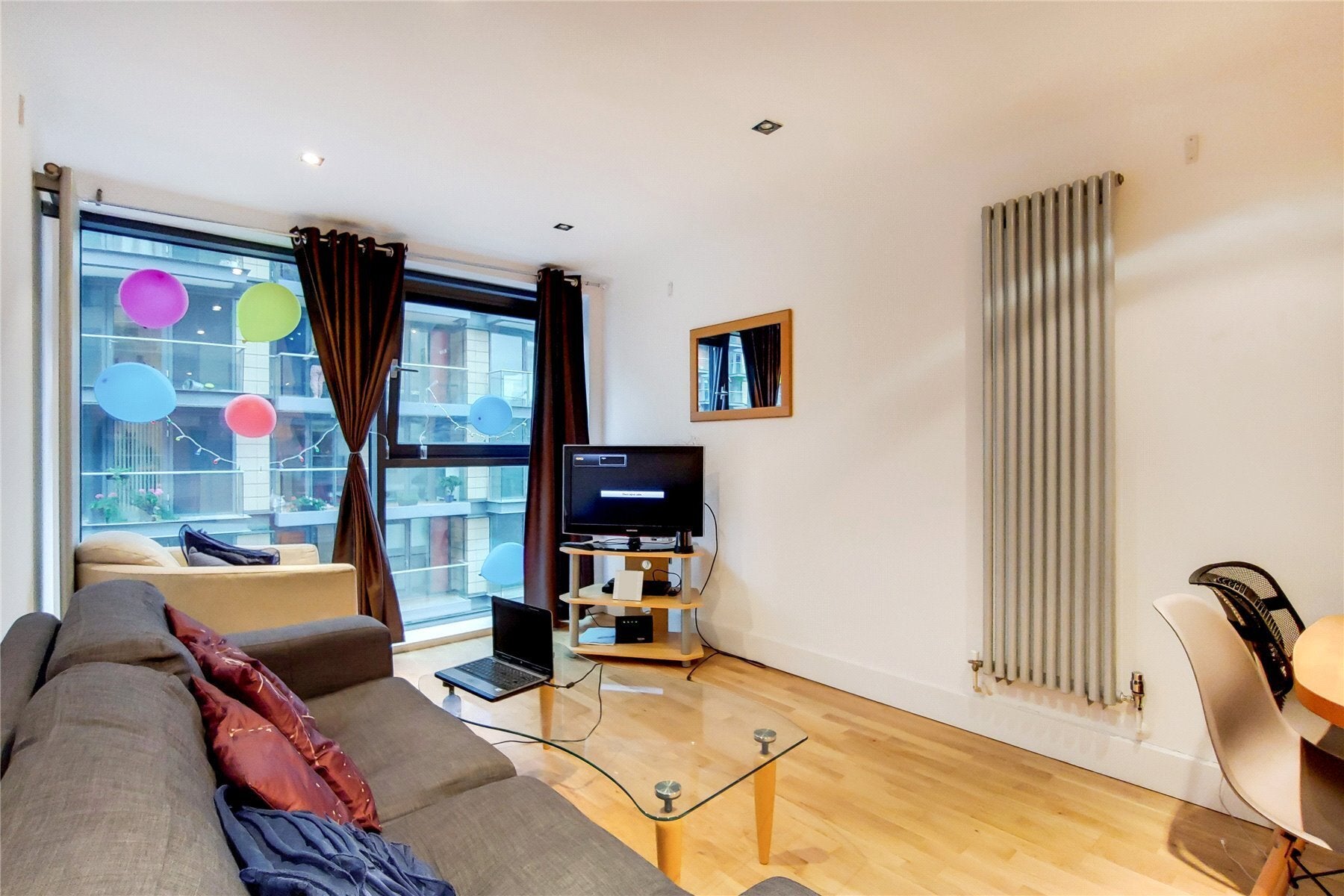 Flat Millharbour in Greater London