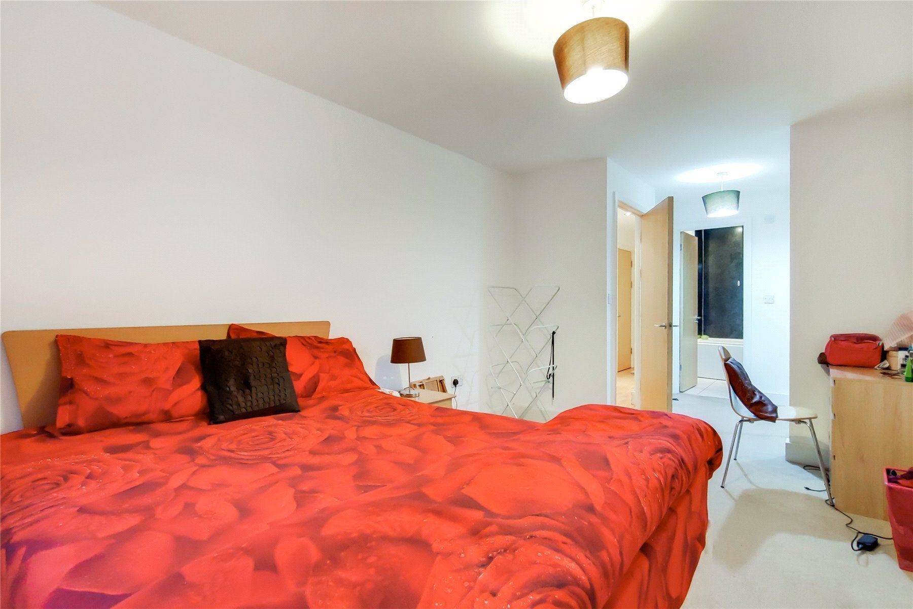Flat Millharbour in Greater London