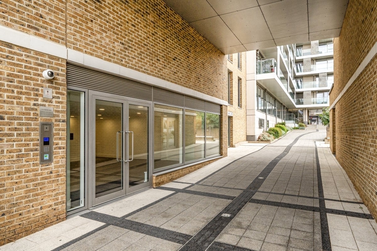 Flat Acton Walk in Greater London