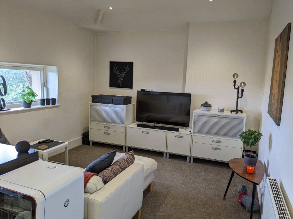 Flat Eightlands Road in Kirklees