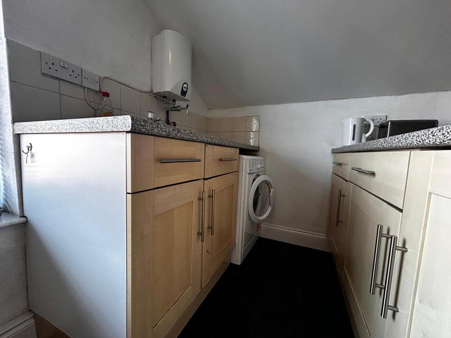 Room Duffield Road in Derby